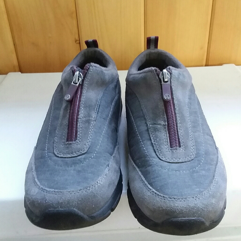 Land's End hiking shoes